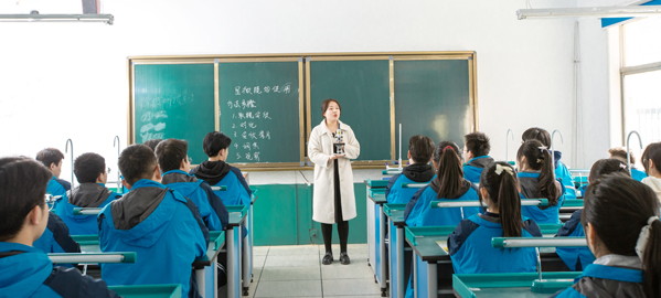 渭滨引入导师机制，准确把握考试方向