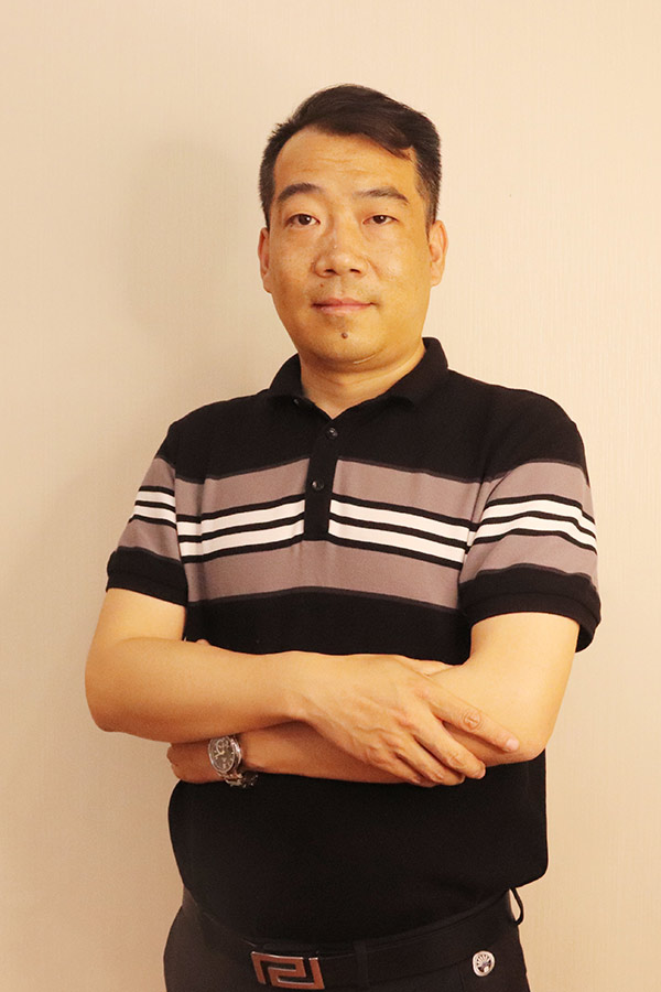 渭滨冯少坤 本科学历,毕业于陕西师范大学