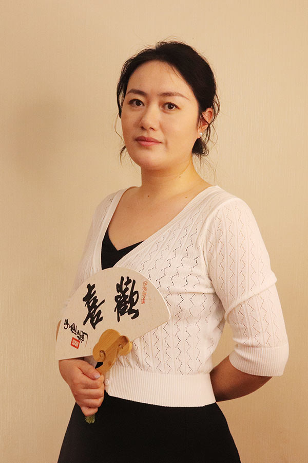 渭滨石亚利 研究生学历,毕业于陕西师范大学